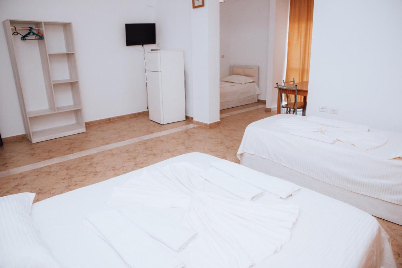 Hotel Perdja Велипойе Экстерьер фото